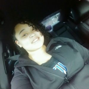 Meet your Posher, Ariel